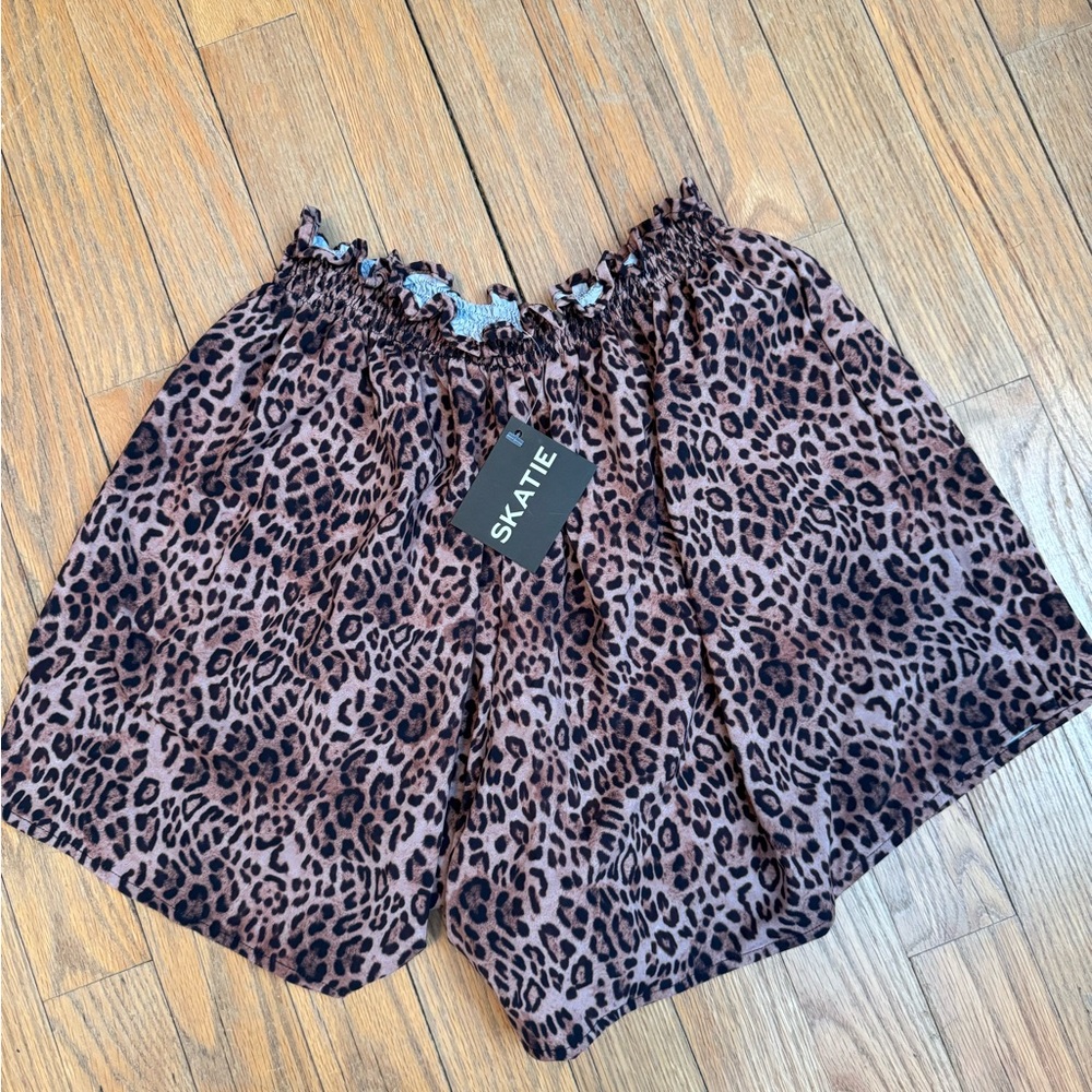 NWT Skatie Olivia Shorts size L